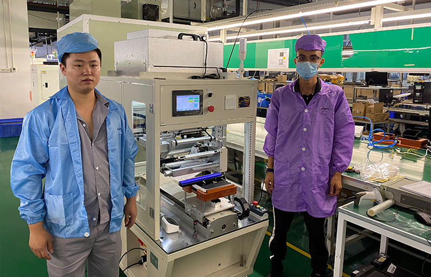 自動下料貼膜機（后放前取）-兆馳